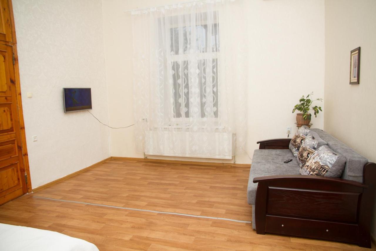 Apartment On Zhukovskogo Одесса Экстерьер фото