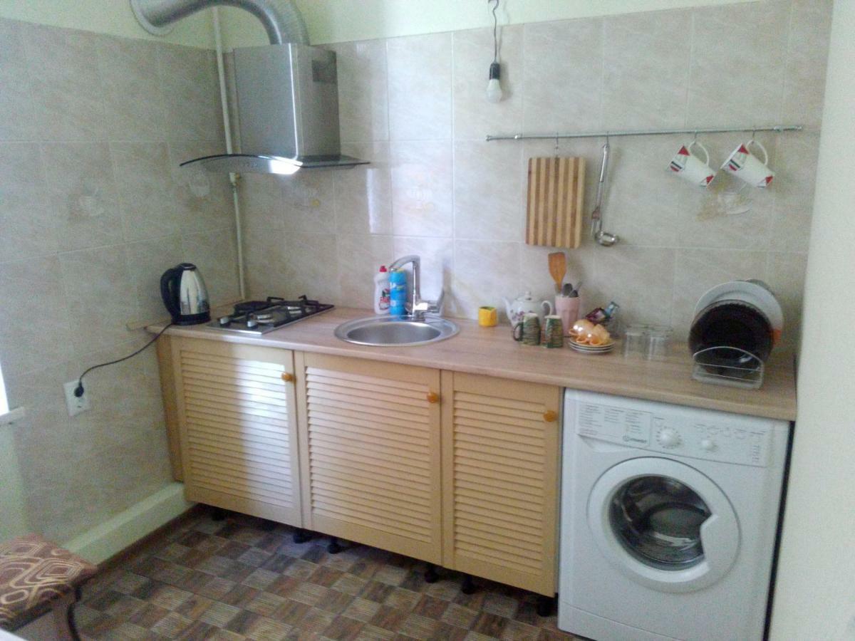 Apartment On Zhukovskogo Одесса Экстерьер фото